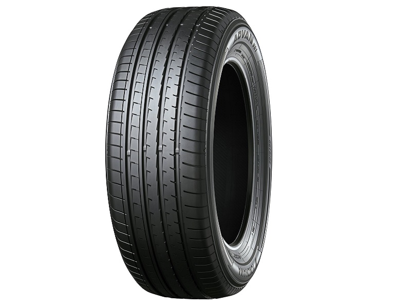 235/65 R 17 YOKOHAMA ADVAN V61F 104H
