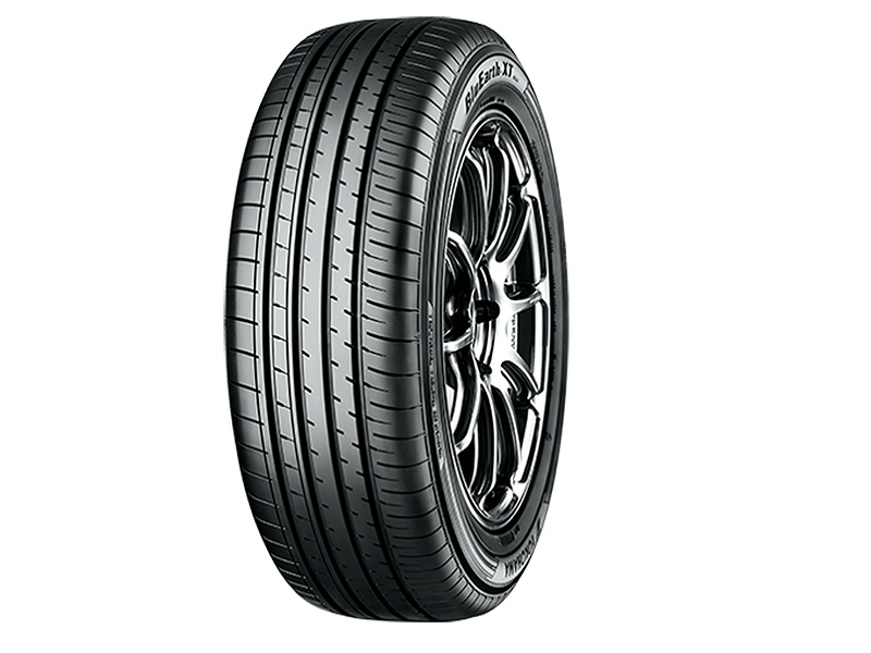 235/50 R 19 YOKOHAMA BLUEARTH-XT AE61 103V